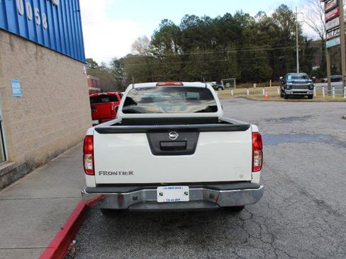 Used 2015 Nissan Frontier S image 5