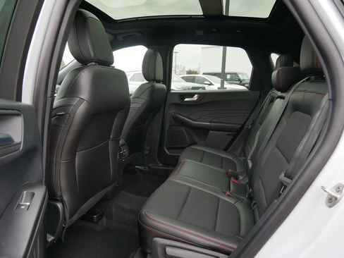 New 2026 Ford Escape ST-Line w/ Tech Pack #1 AWD/4WD image 11