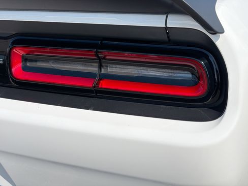 Used 2022 Dodge Challenger R/T Scat Pack image 10