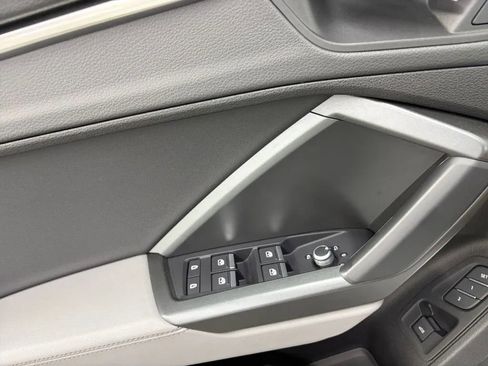 Used 2024 Audi Q3 2.0T Premium AWD/4WD image 17