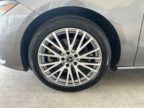 Used 2025 Mercedes-Benz CLA 250 image 13