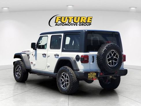 Used 2024 Jeep Wrangler Unlimited Rubicon AWD/4WD image 7