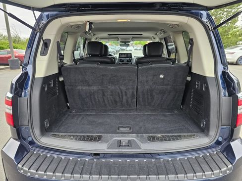 Used 2024 Nissan Armada Platinum AWD/4WD image 19