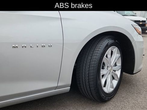 Used 2020 Chevrolet Malibu LT FWD image 19