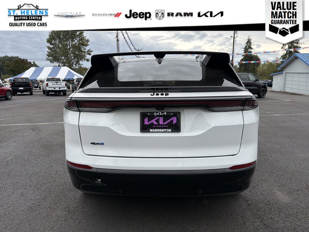 Used 2024 Jeep Wagoneer Limited AWD/4WD image 5