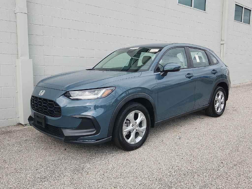 Used 2024 Honda HR-V LX image 2