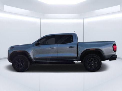 Used 2025 GMC Canyon Elevation w/ Convenience Package RWD image 6