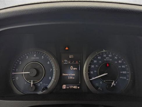 Used 2017 Toyota Sienna XLE w/ XLE Navigation Package FWD image 9