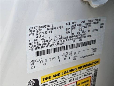 Used 2024 Ford Expedition XLT image 27