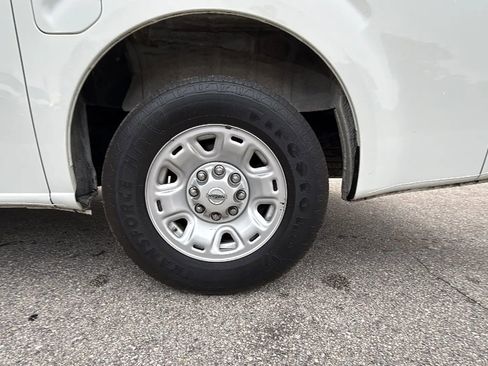 Used 2020 Nissan NV 3500 SV image 18