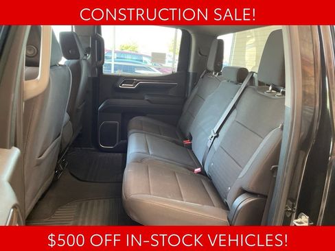 Used 2024 Chevrolet Silverado 1500 LT AWD/4WD image 10