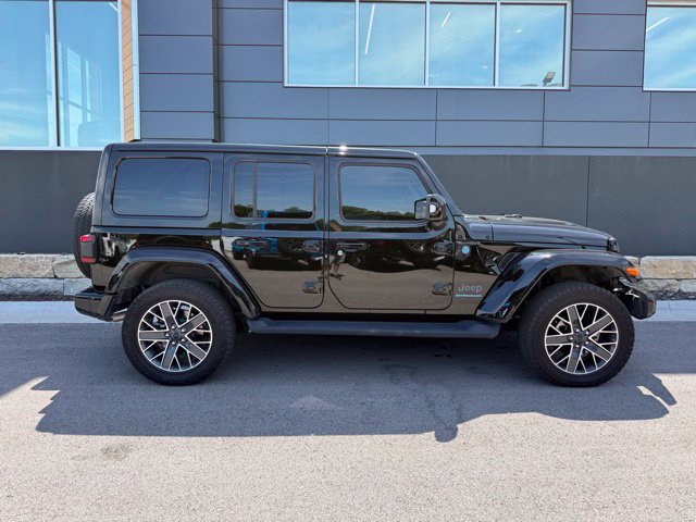 Used 2024 Jeep Wrangler High Altitude AWD/4WD image 2