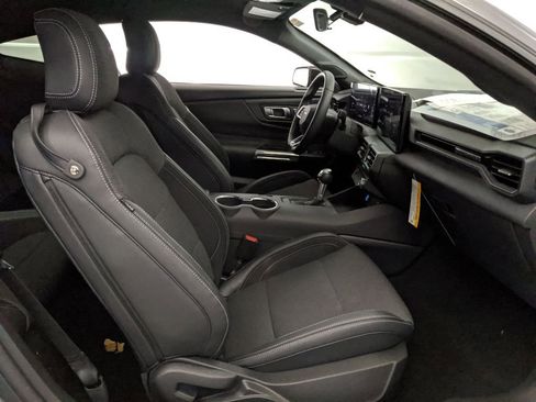 New 2025 Ford Mustang Coupe image 25