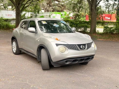 Used 2012 Nissan Juke S image 4