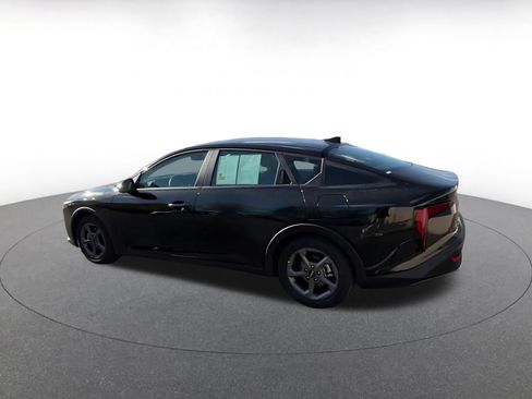 Used 2025 Kia K4 LXS image 10