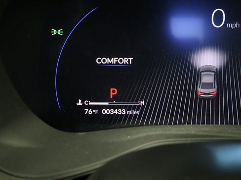 Used 2025 Acura TLX w/ Technology Package image 17