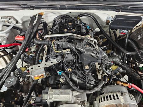 Used 2006 Chevrolet Silverado 1500 LS image 17