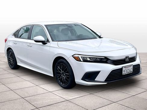 Used 2023 Honda Civic LX image 2