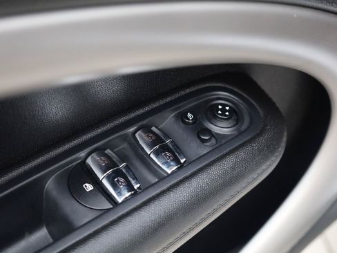 Used 2016 MINI Cooper Countryman FWD image 32