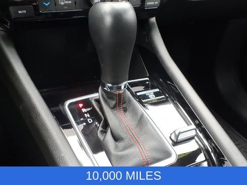 Used 2025 Jeep Compass Trailhawk AWD/4WD image 18