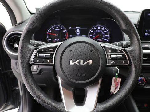 Used 2024 Kia Forte LXS image 17