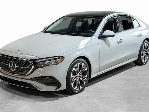 Used 2024 Mercedes-Benz E 350 4MATIC Sedan w/ Driver Assistance Package image 31
