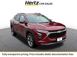 Used 2025 Chevrolet Trax LT w/ LT Convenience Package FWD video 1