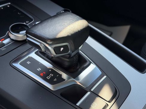 Used 2018 Audi Q5 2.0T Premium Plus w/ Premium Plus Package image 31