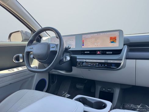 Used 2023 Hyundai Ioniq 5 SEL w/ Cargo Package image 14