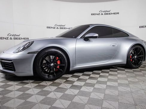 Used 2020 Porsche 911 Carrera S image 5
