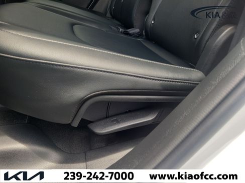 Certified 2025 Kia Sportage EX FWD image 14