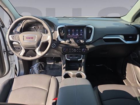 Certified 2022 GMC Terrain SLT w/ Infotainment Package II AWD/4WD image 12