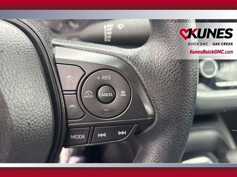 Used 2025 Toyota Corolla LE image 13