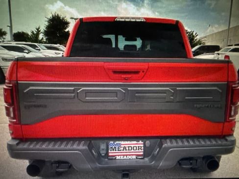 Used 2018 Ford F150 Raptor w/ Equipment Group 802A Luxury AWD/4WD image 5
