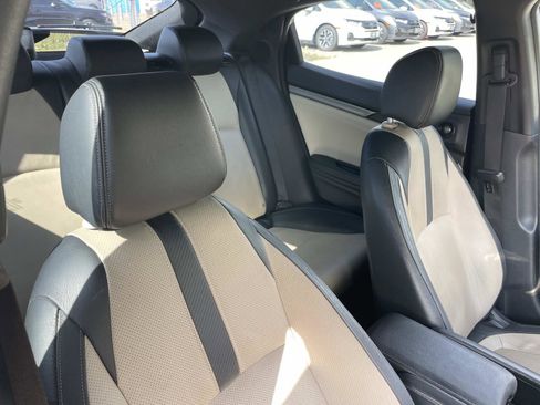Used 2019 Honda Civic Sport Touring image 23