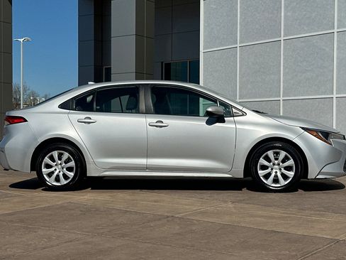 Certified 2024 Toyota Corolla LE image 3