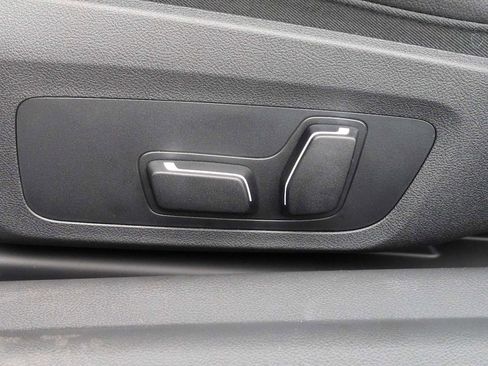 New 2026 BMW 230i xDrive Coupe w/ Convenience Package image 17