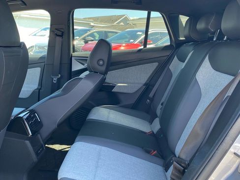 Certified 2023 Volkswagen ID.4 Pro RWD image 18