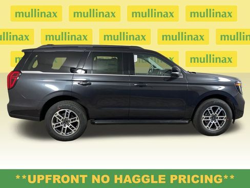 New 2026 Ford Expedition Active image 2