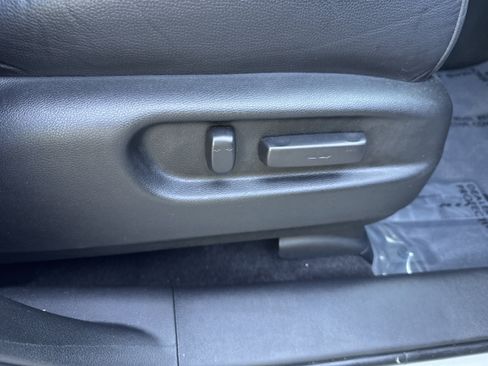 Used 2023 Honda Passport EX-L image 16