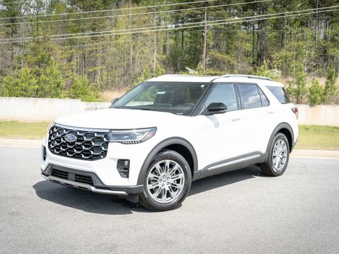 New 2026 Ford Explorer Platinum RWD image 4