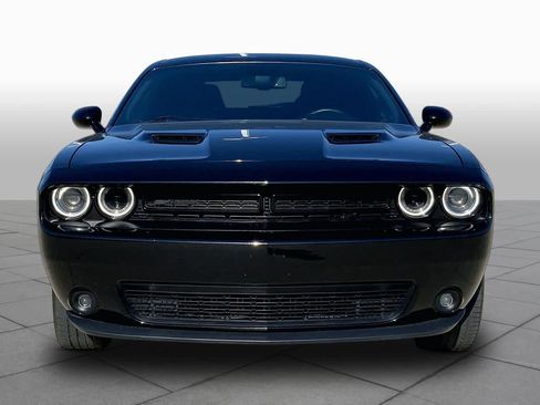 Used 2023 Dodge Challenger SXT w/ Blacktop Package RWD image 4