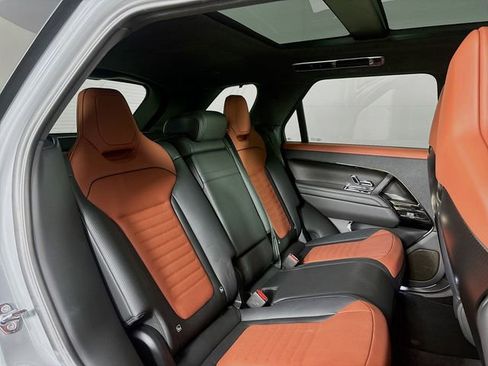 Used 2025 Land Rover Range Rover Sport SV Edition Two image 26