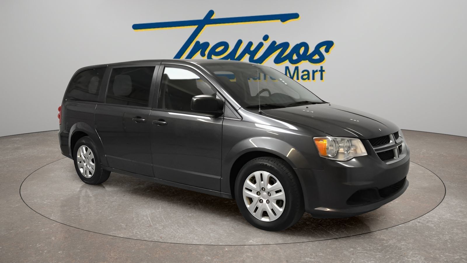 Used 2018 Dodge Grand Caravan SE w/ UConnect Hands-Free Group FWD image 1