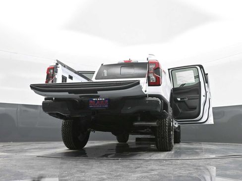 Used 2024 Ford Ranger XLT w/ Technology Package AWD/4WD image 40