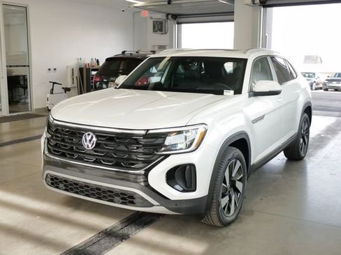 New 2026 Volkswagen Atlas Cross Sport SEL image 3