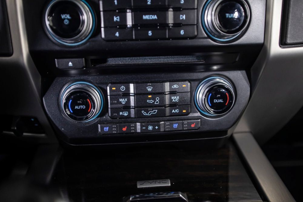 Used 2017 Ford F150 Platinum RWD image 32