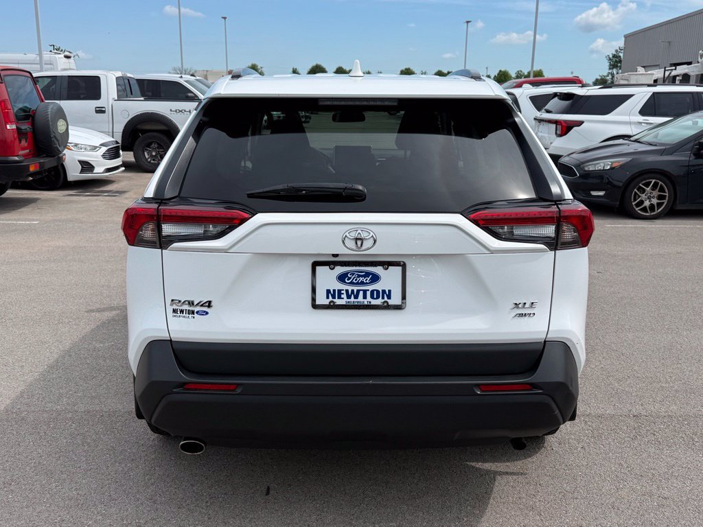Used 2025 Toyota RAV4 XLE w/ Convenience Package AWD/4WD image 32