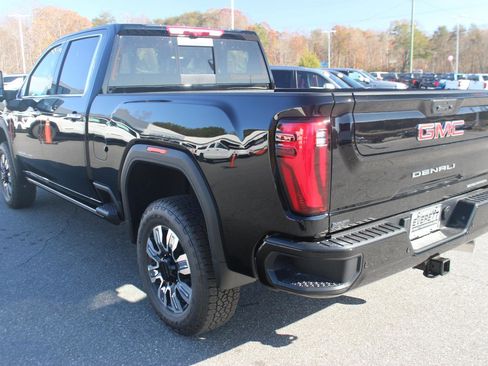 New 2026 GMC Sierra 2500 Denali w/ Denali Reserve Package image 5