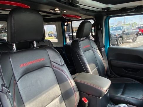 Used 2020 Jeep Wrangler Unlimited Rubicon AWD/4WD image 22